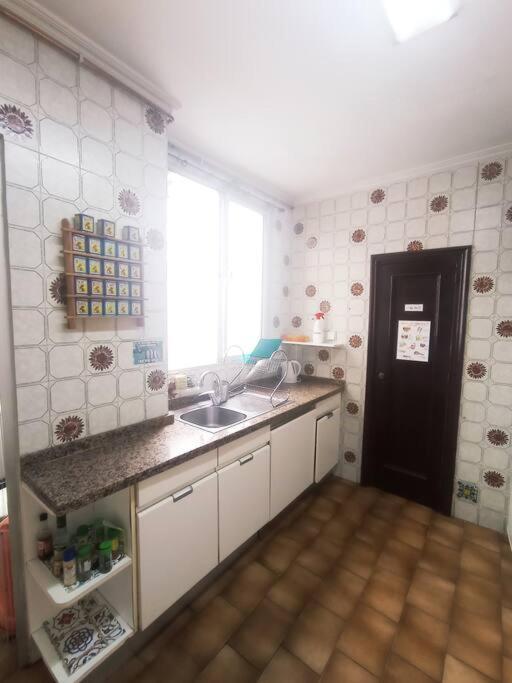 Апартаменты Vintage Flat Малага Экстерьер фото
